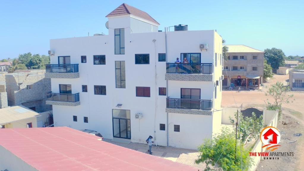 The View Apartments Brusubi 外观 照片