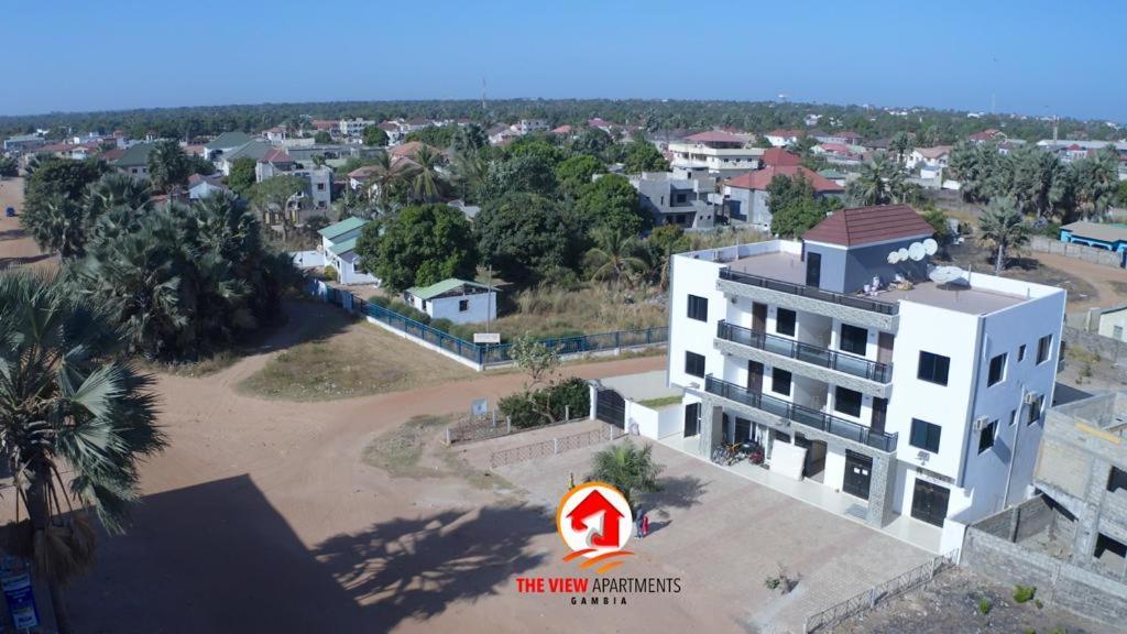The View Apartments Brusubi 外观 照片